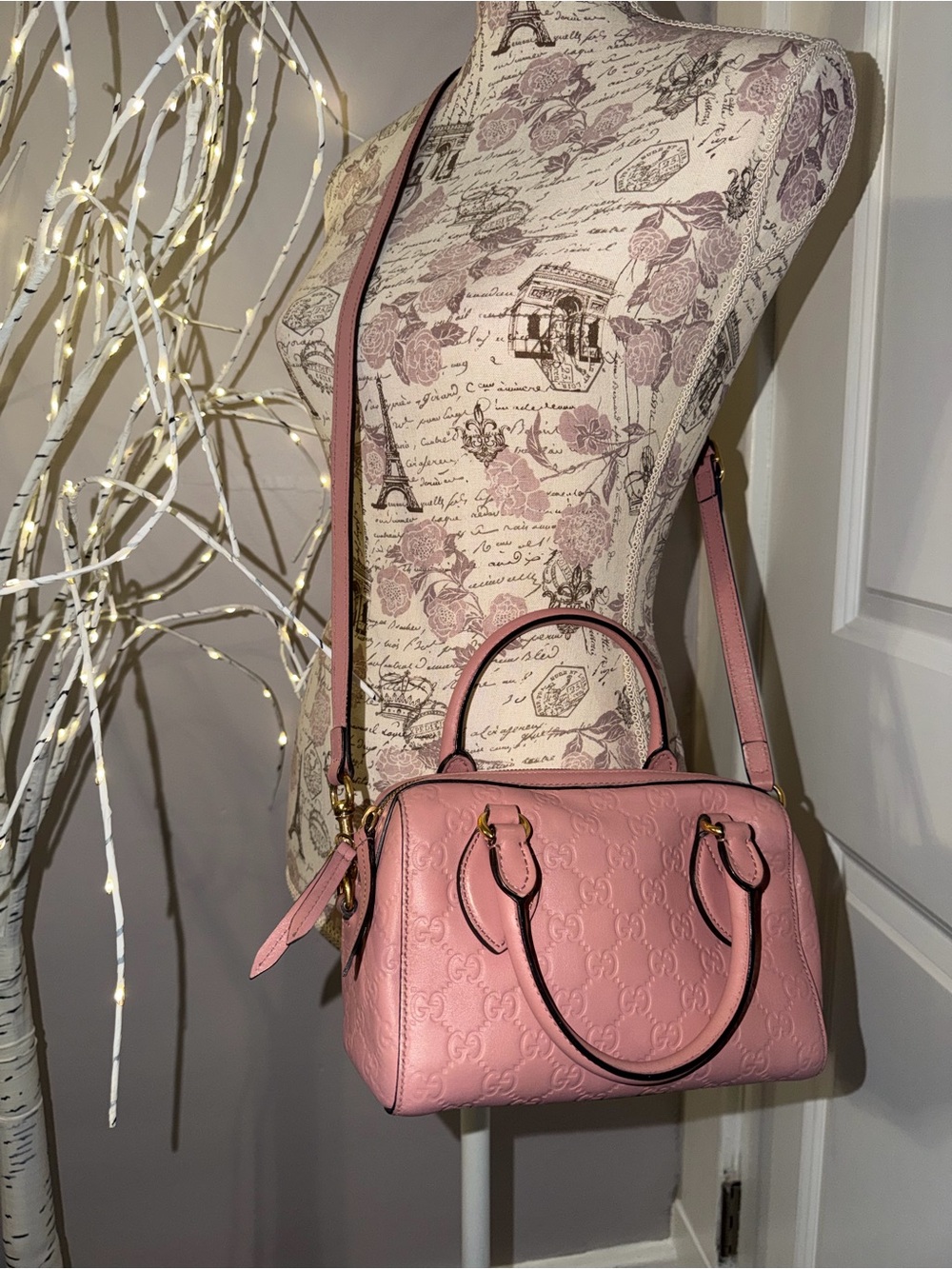 Gucci Pink Microguccissima Leather Satchel with Gold Hardware - Picture 3 of 16